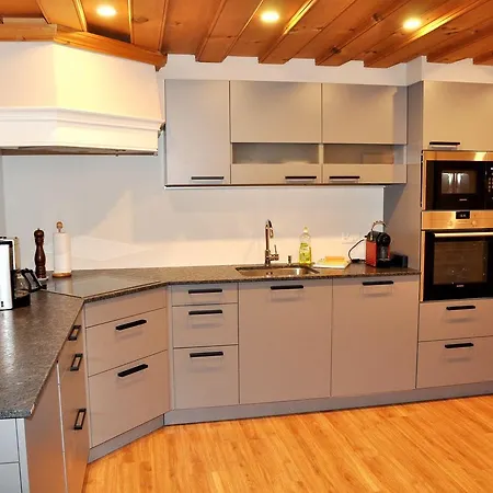 Apartment Chasa Sager 4